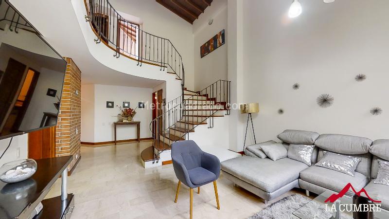 Casa Encantadora de 4 Alcobas en El Poblado La Calera - 4