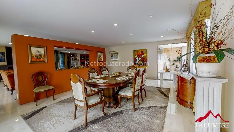 3BR Apartment for Rent in Poblado Campestre with 5 Baths - 6