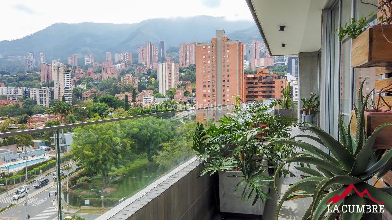 Apartamento Amoblado de 2 Alcobas con Amenidades en Loma de Los Parra - 5