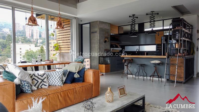 Apartamento Amoblado de 2 Alcobas con Amenidades en Loma de Los Parra - 2