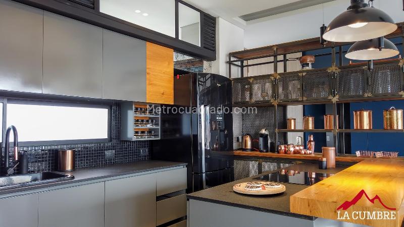 Apartamento Amoblado de 2 Alcobas con Amenidades en Loma de Los Parra - 7