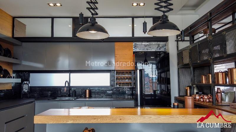 Apartamento Amoblado de 2 Alcobas con Amenidades en Loma de Los Parra - 8