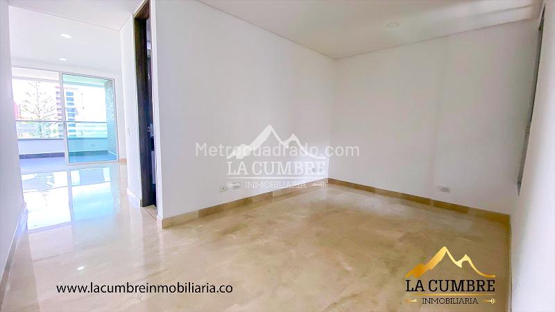 Apartamento de 3 Alcobas en Alquiler en Loma de los Parra, El Poblado - 4