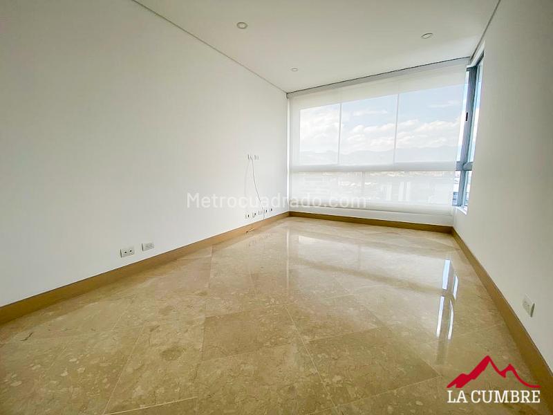 Apartamento Moderno de 3 Alcobas en Loma de los González - 2