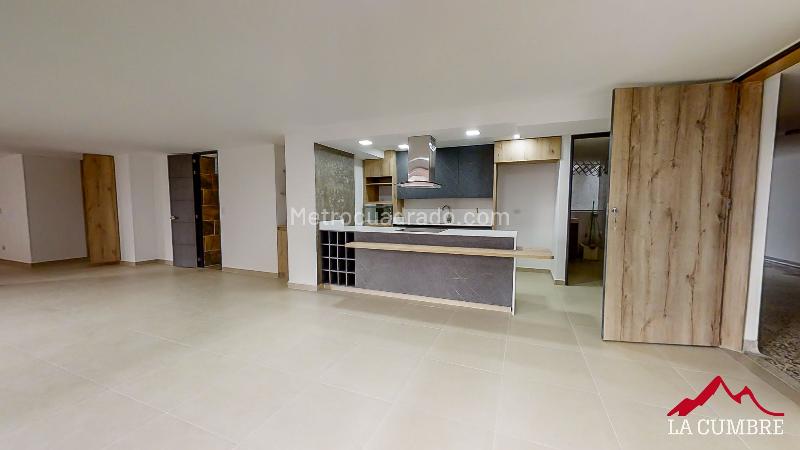 Apartamento de 4 Alcobas con 4 Baños en El Tesoro, El Poblado - 3