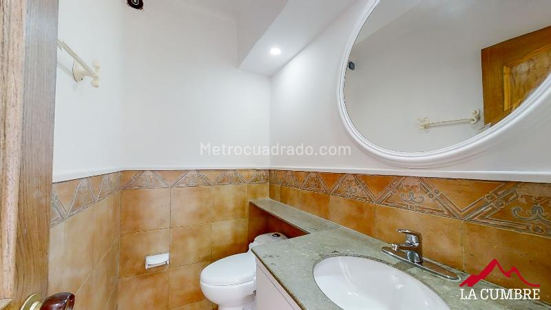 Casa Cómoda de 4 Alcobas con Zonas Verdes en Las Palmas - 7