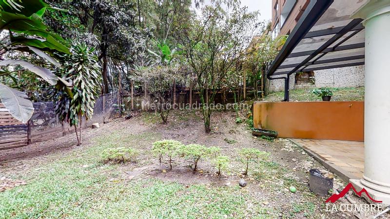 Casa de 3 Alcobas y 5 Baños en La Cola del Zorro - 6