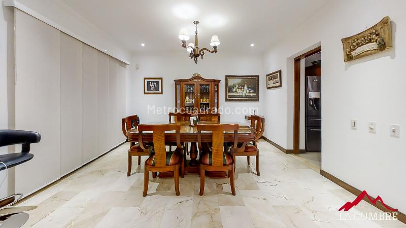 Casa de 3 Alcobas y 5 Baños en La Cola del Zorro - 8