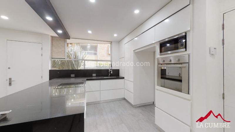 2-Level 3BR House in El Tesoro, El Poblado - 6