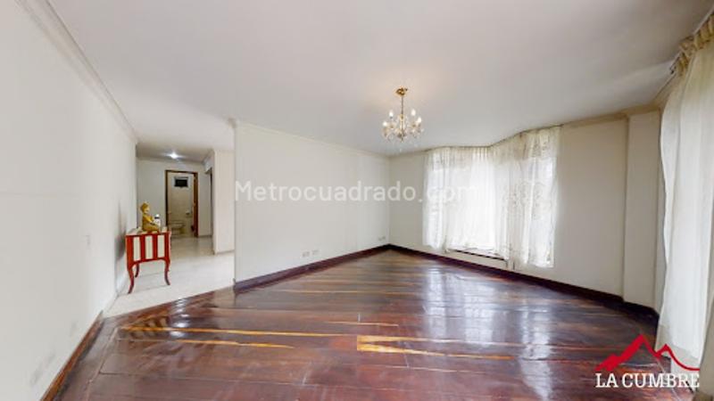 Casa en Venta de 4 Alcobas en Conjunto Cerrado, Altos del Poblado - 7