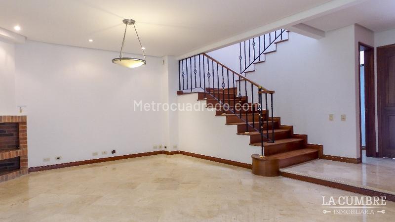 Casa en Alquiler de 3 Alcobas en Altos del Poblado - 9