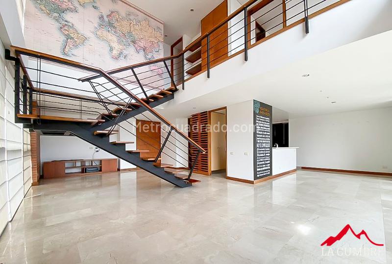 Duplex Apartment with Pool in Poblado Loma de Alejandria