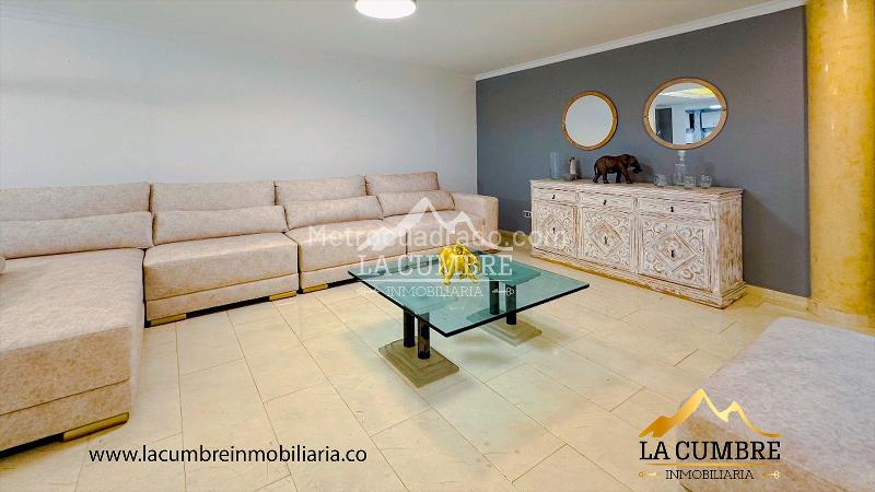 Casa Amoblada de 4 Alcobas en La Calera, El Poblado - 3