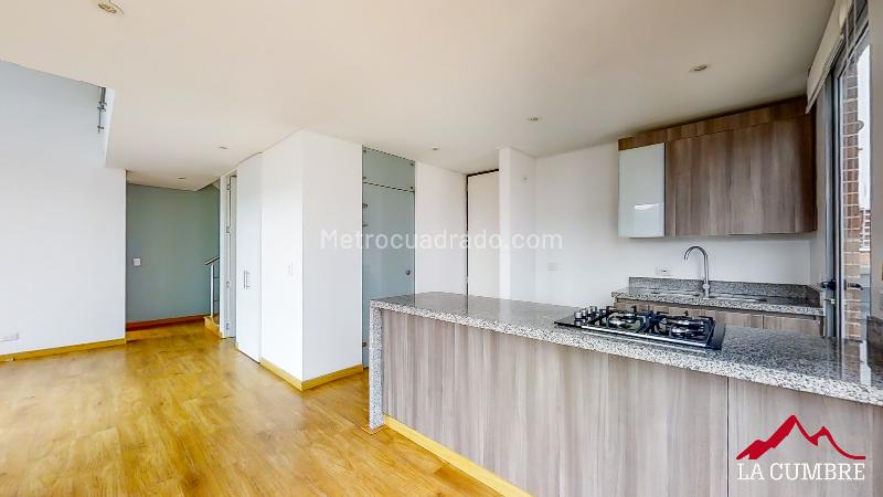 3BR Duplex Apartment in Santa Maria de los Angeles - 4