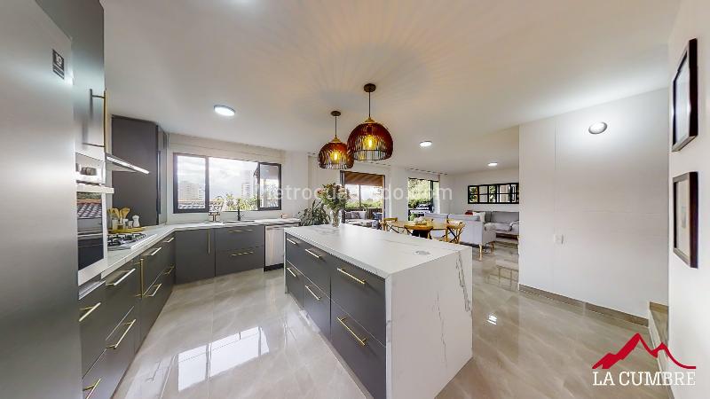 Casa Amoblada de 3 Alcobas en Altos del Poblado (Unidad Cerrada) - 5