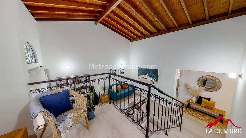 Casa Amoblada de 3 Alcobas en Altos del Poblado (Unidad Cerrada) - 9