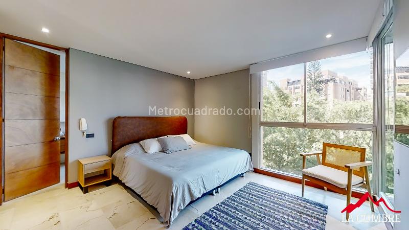 Luxurious 3BR Apartment in Poblado Loma de Alejandria - 9
