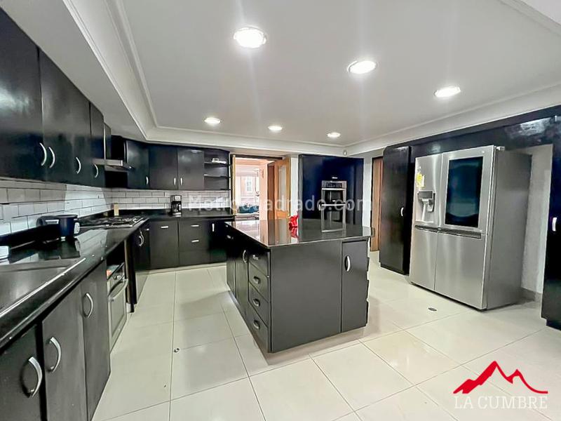 Casa Amplia de 4 Alcobas en San Lucas - 5