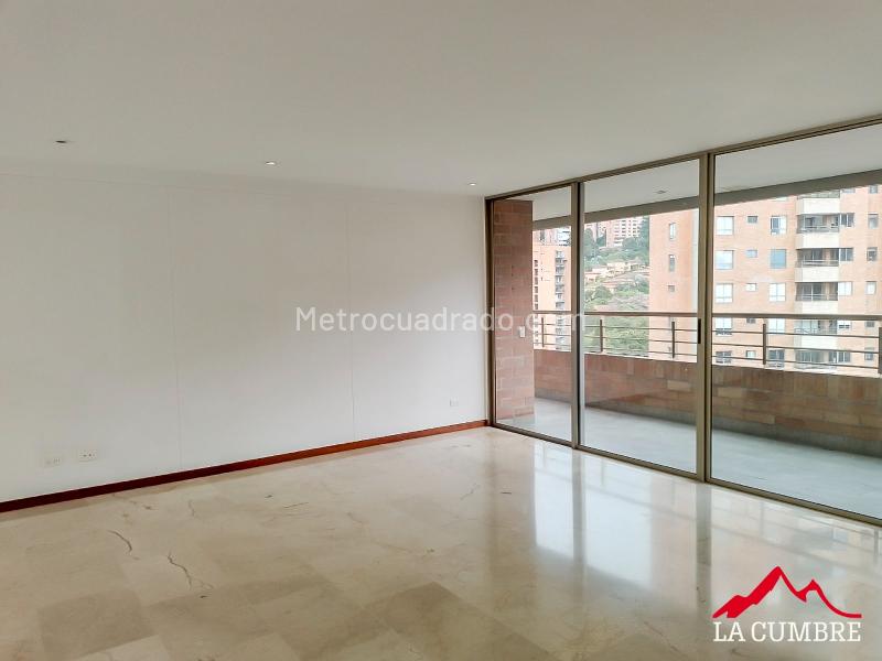 3BR Apartment for Rent in El Tesoro, El Poblado - 3