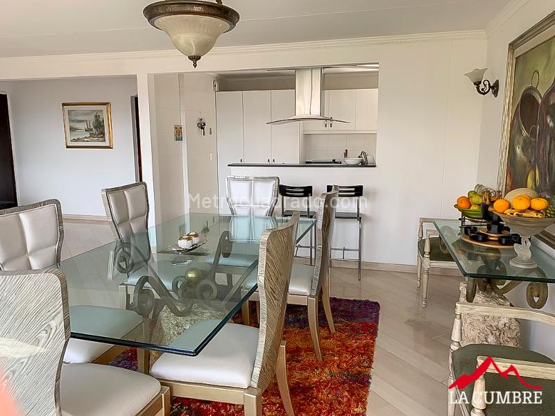 Apartamento Amplio de 4 Alcobas con Salón Social en El Campestre - 7