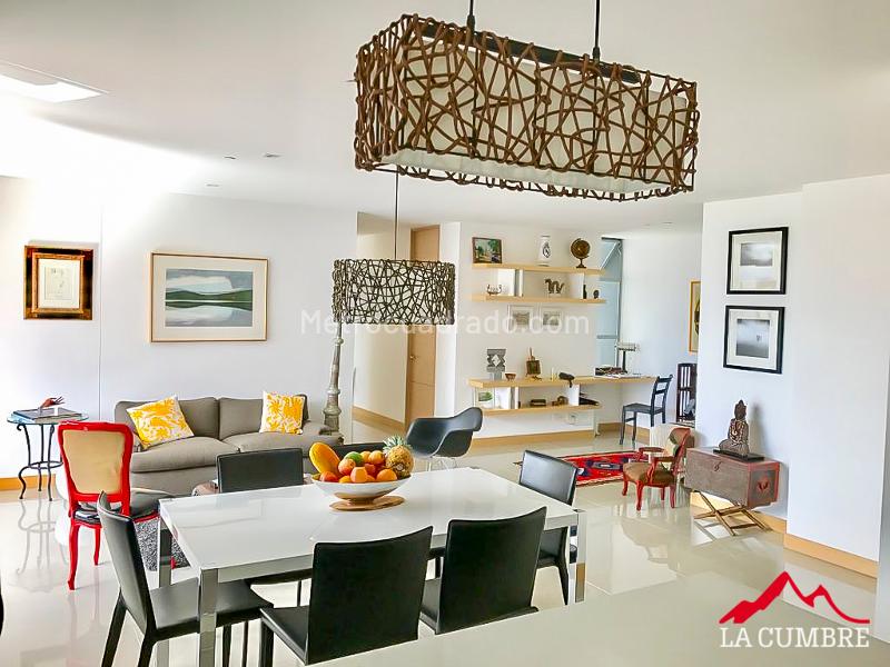 Furnished 3BR Apartment with Double Private Covered Parking in El Poblado (Santa María) - 4