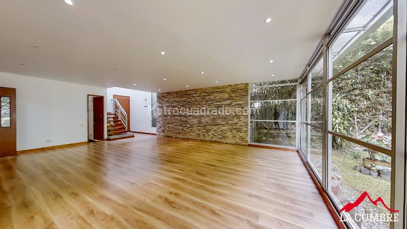 3BR House for Rent in El Tesoro (El Poblado) with Double Covered Parking - 2