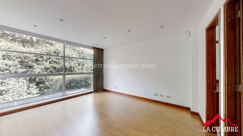 3BR House for Rent in El Tesoro (El Poblado) with Double Covered Parking - 9