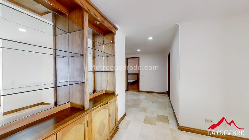 Apartamento Amplio de 3 Alcobas en El Poblado Las Palmas - 8