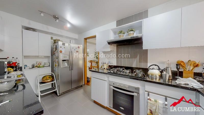 Apartamento en Arriendo de 3 Alcobas en El Poblado Loma de los Parra - 4