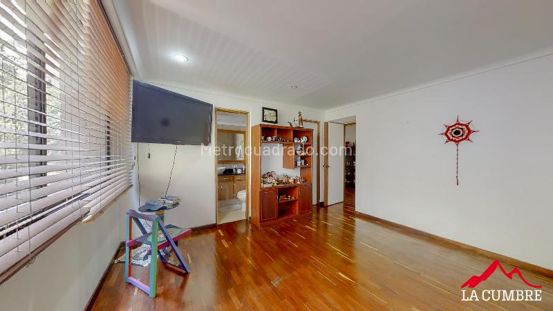Apartamento en Arriendo de 3 Alcobas en El Poblado Loma de los Parra - 6