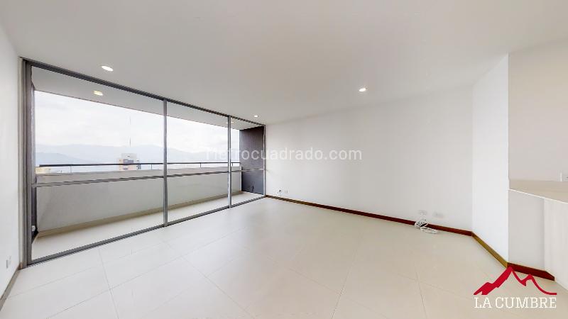 Apartamento de 3 Alcobas con Piscina en Loma de Los González