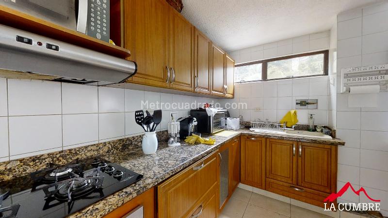 Apartamento en Arriendo de 4 Alcobas en El Poblado (El Tesoro) - 5