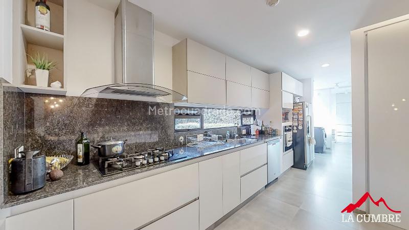 Casa Coqueta de 3 Alcobas con Piscina en San Lucas - 8