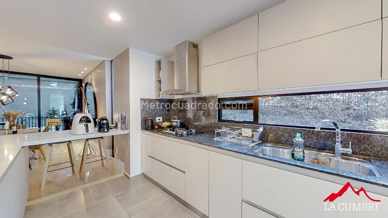 Casa Coqueta de 3 Alcobas con Piscina en San Lucas - 9