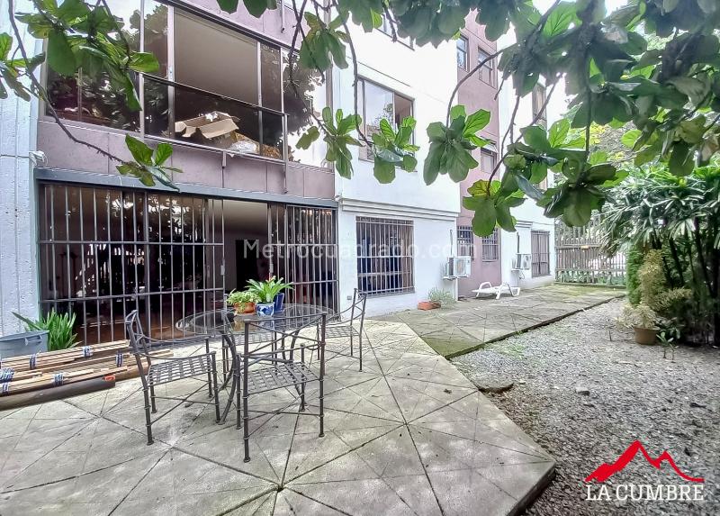 Spacious 3BR Apartment in El Poblado - 2