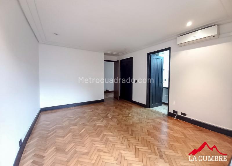 Spacious 3BR Apartment in El Poblado - 7