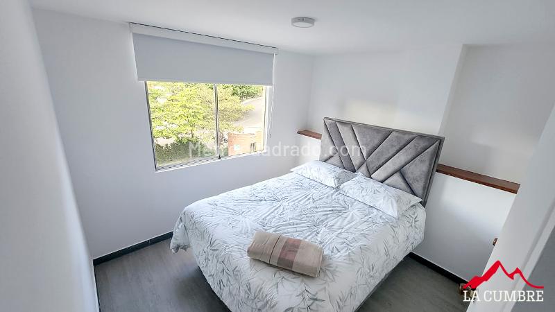 Apartamento Amoblado de 3 Alcobas en Loma de San Julián - 8