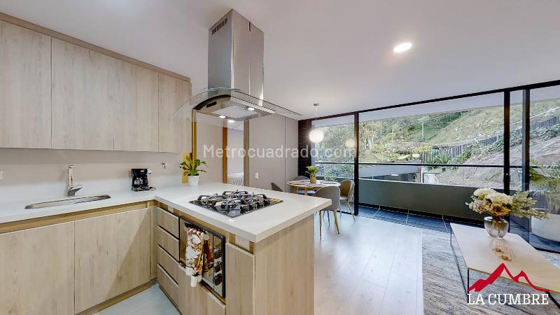 Apartamento Amoblado de 3 Alcobas en El Poblado Las Palmas - 3