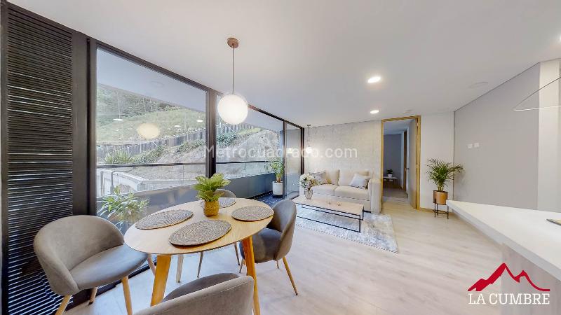 Apartamento Amoblado de 3 Alcobas en El Poblado Las Palmas - 4