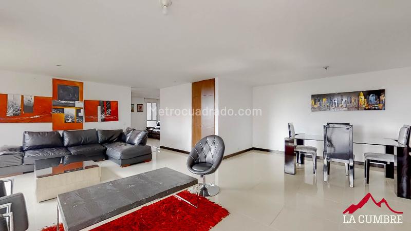 Apartamento Amoblado de 2 Alcobas en Los Balsos, El Poblado - 3