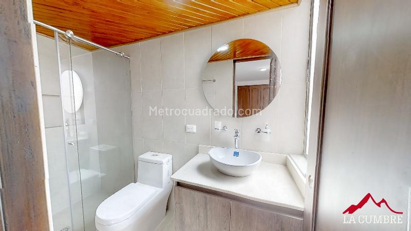 Spacious 3BR Apartment in El Campestre - 9