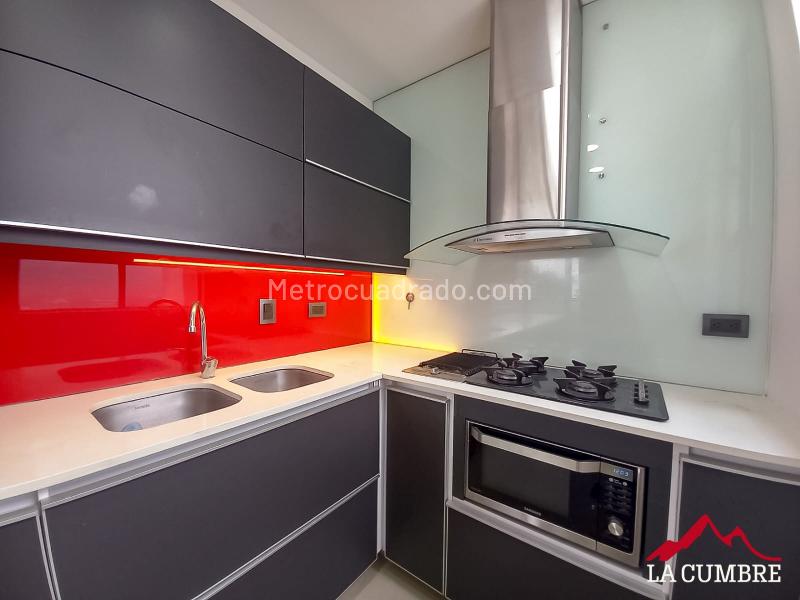 2BR Apartment for Rent in El Poblado-Castropol with 2 Covered Parking - 5