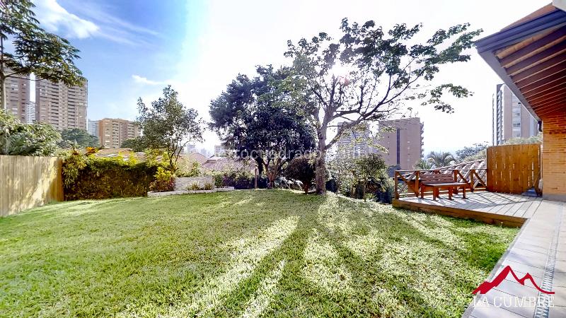 3BR House with Pool in El Poblado La Calera - 2