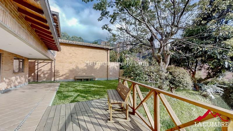 3BR House with Pool in El Poblado La Calera - 3