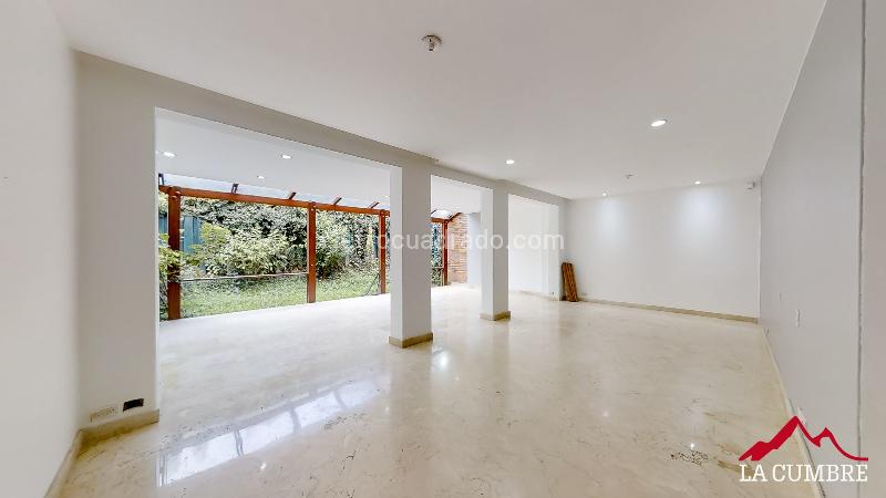 4BR House for Rent in Las Santas, El Poblado - 2