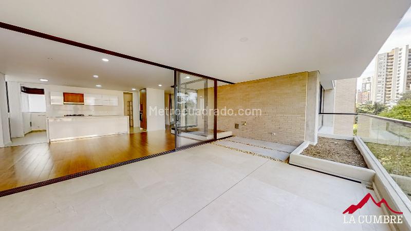 Spacious 3BR Apartment in El Poblado Santa Maria - 3