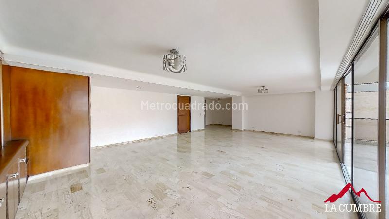 Apartamento moderno de 3 alcobas en arriendo en Alejandría, El Poblado - 3