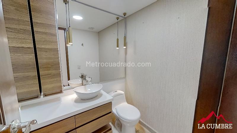 Apartamento moderno de 3 alcobas en arriendo en Alejandría, El Poblado - 8