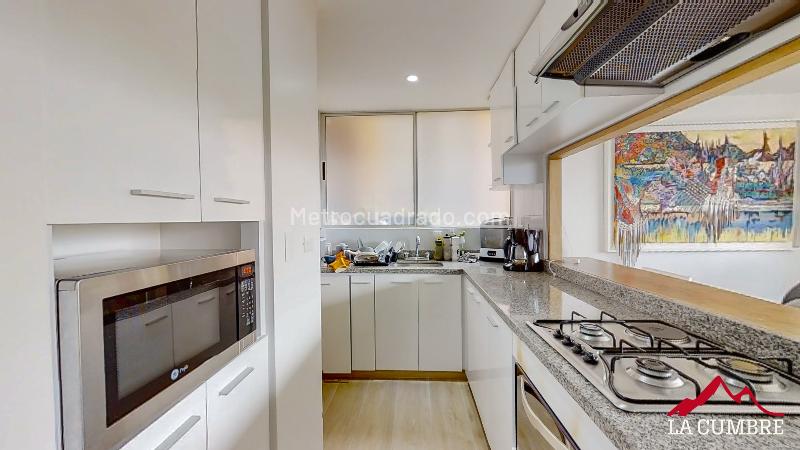 2BR Apartment with 2 Baths and Double Covered Parking in El Poblado El Tesoro - 5