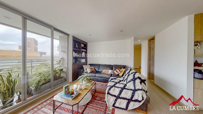 2BR Apartment with 2 Baths and Double Covered Parking in El Poblado El Tesoro - 8